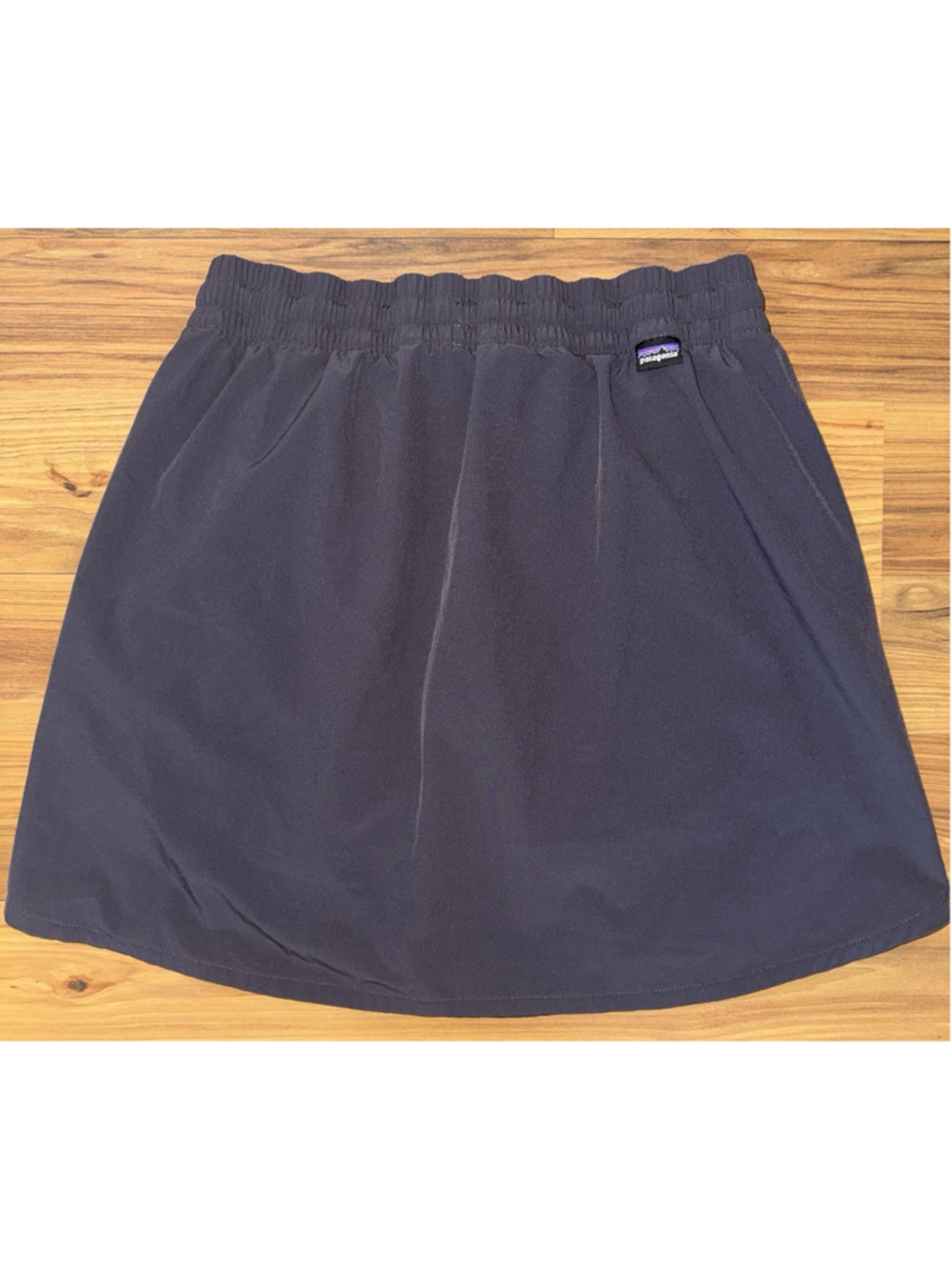 Patagonia Fleetwith Skort Women's Small Gray Gorpcore Travel Hiking Outdoor - Picture 2 of 7